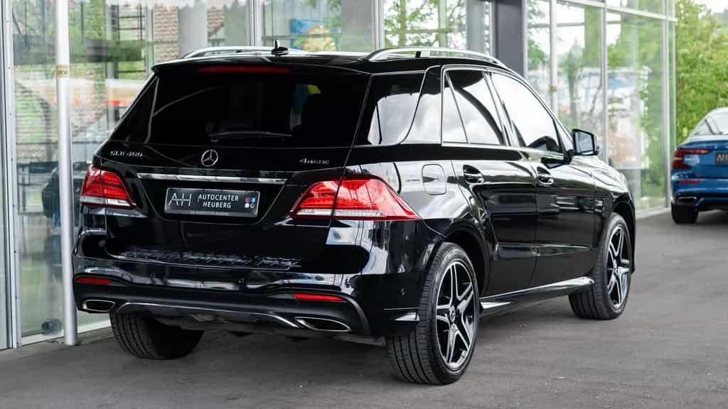 Mercedes-Benz GLE-Class 400 4Matic AMG*360°*PANO*LUFT*TOT*ACC 11/2017-photo-3