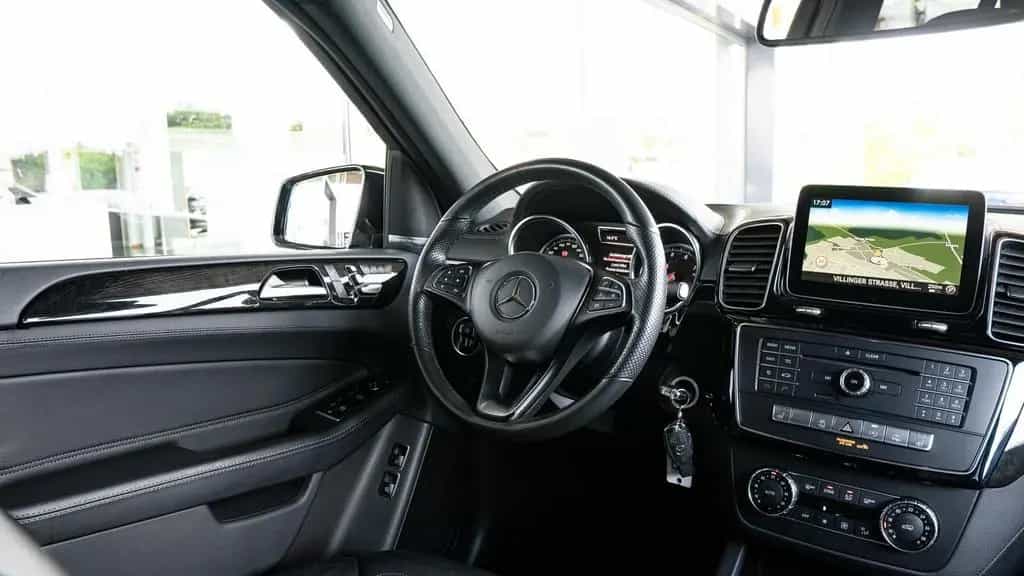Mercedes-Benz GLE-Class 400 4Matic AMG*360°*PANO*LUFT*TOT*ACC 11/2017-photo-30