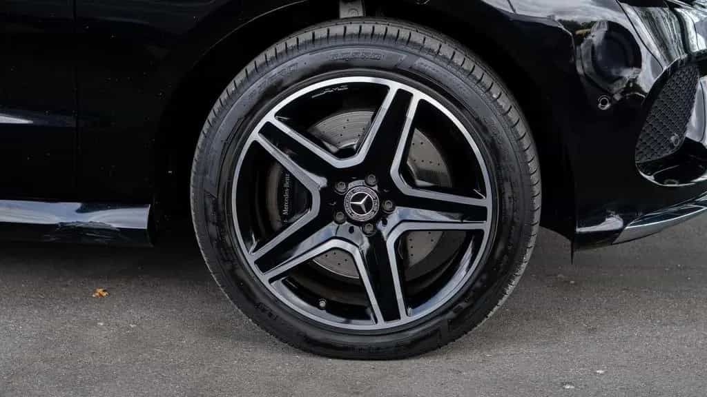 Mercedes-Benz GLE-Class 400 4Matic AMG*360°*PANO*LUFT*TOT*ACC 11/2017-photo-36