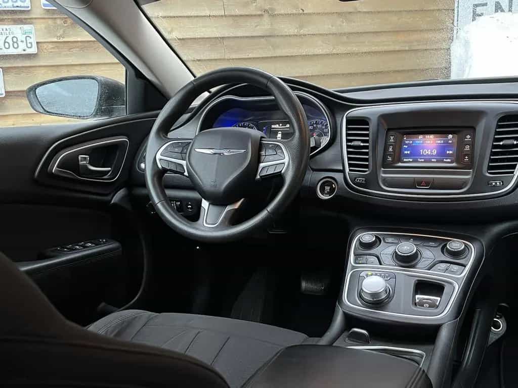Chrysler 200 2,4L Klima Autom. Allwetter TÜV PDC 10/2014-photo-19