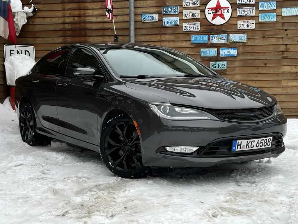 Chrysler 200 3.6L Navi Leder Kamera TÜV Alpine 08/2014-photo-1