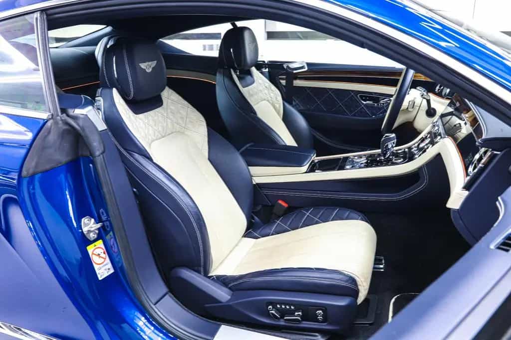 Bentley Continental GT 6.0 W12 First Edition Mulliner 08/2018-photo-11