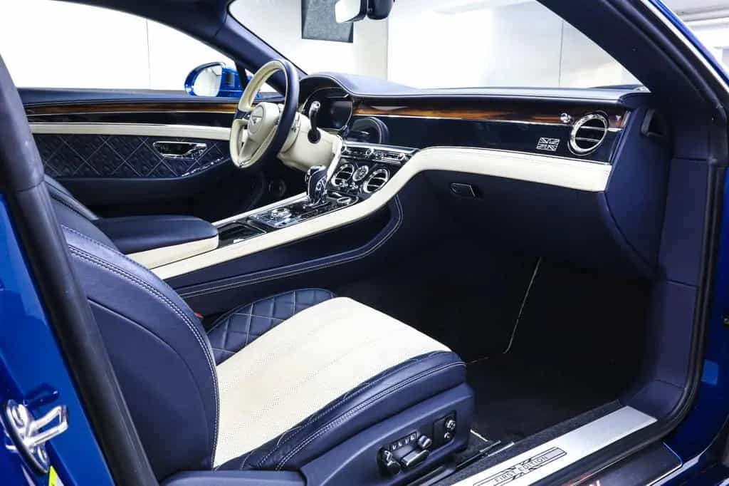 Bentley Continental GT 6.0 W12 First Edition Mulliner 08/2018-photo-14