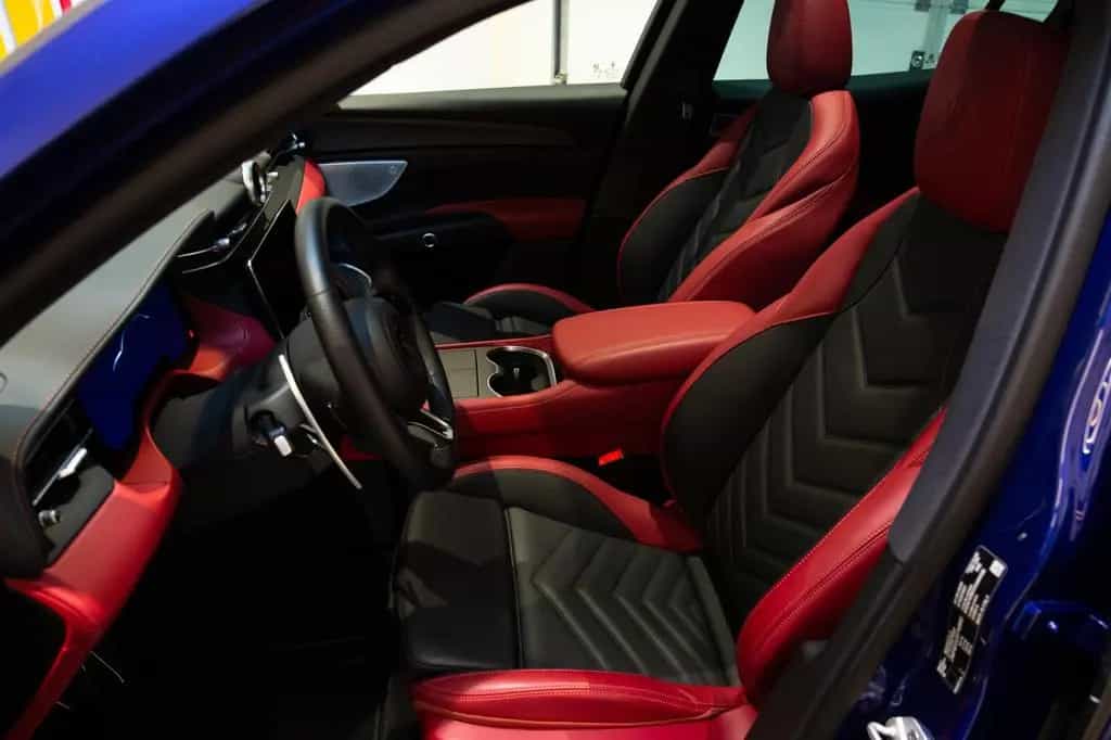 Maserati Grecale Trofeo *Carbon, Fuoriserie* 12/2025-photo-8