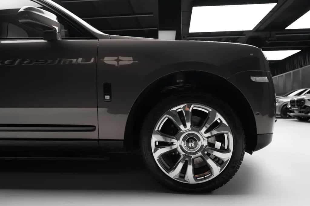 Rolls-Royce Cullinan - 01/2022-photo-19