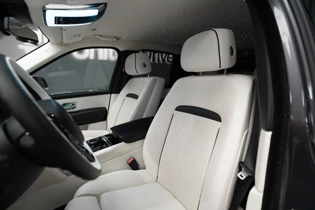 Rolls-Royce Cullinan - 01/2022-photo-21