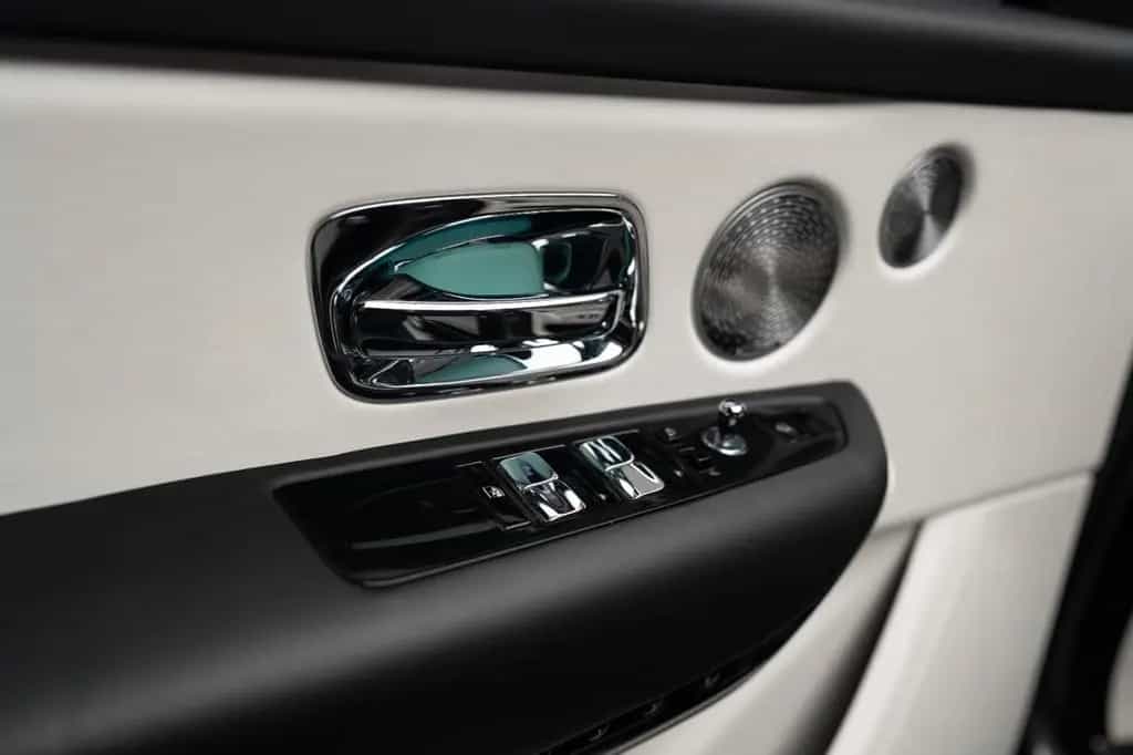 Rolls-Royce Cullinan - 01/2022-photo-32
