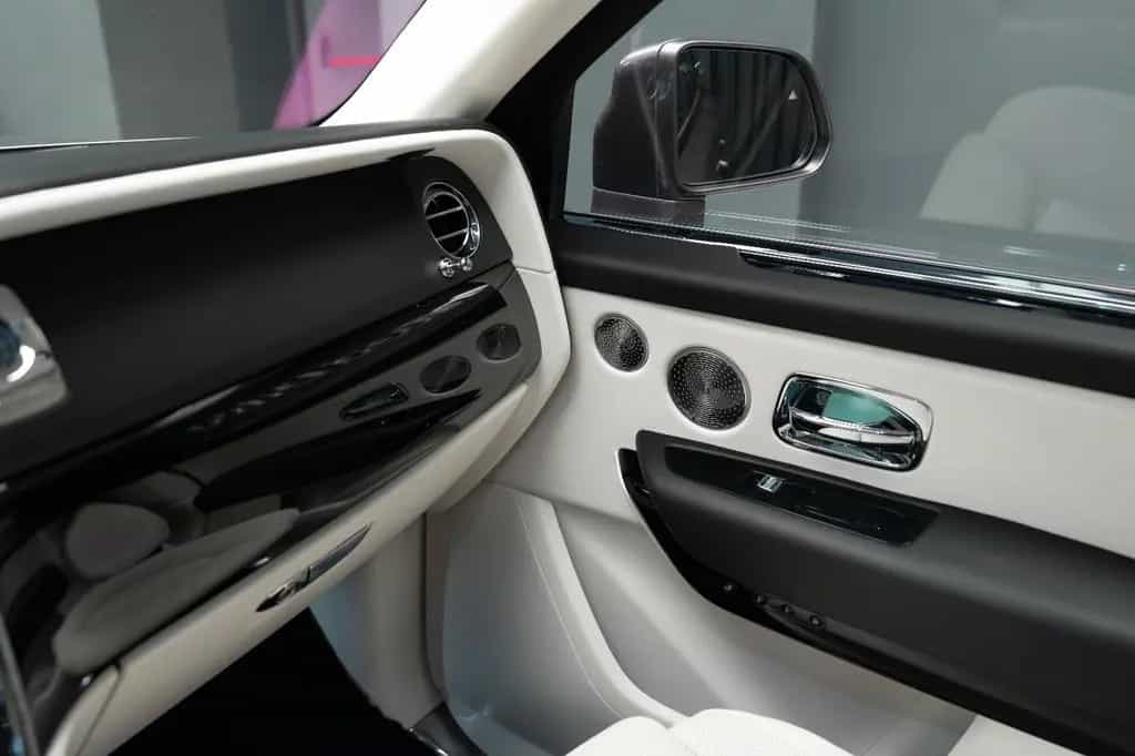 Rolls-Royce Cullinan - 01/2022-photo-34