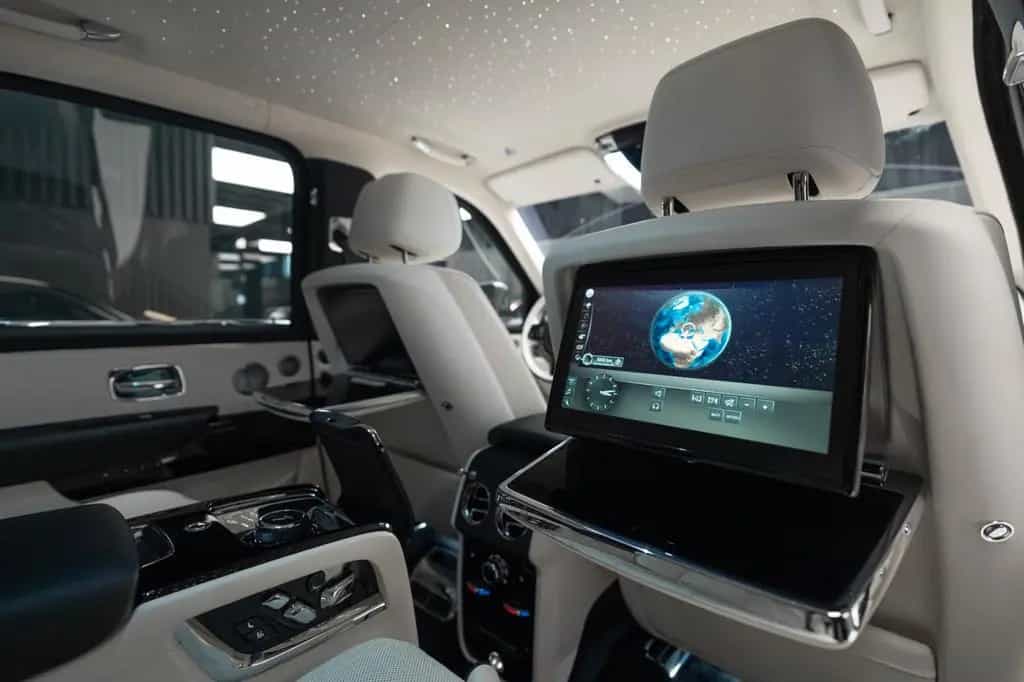 Rolls-Royce Cullinan - 01/2022-photo-38