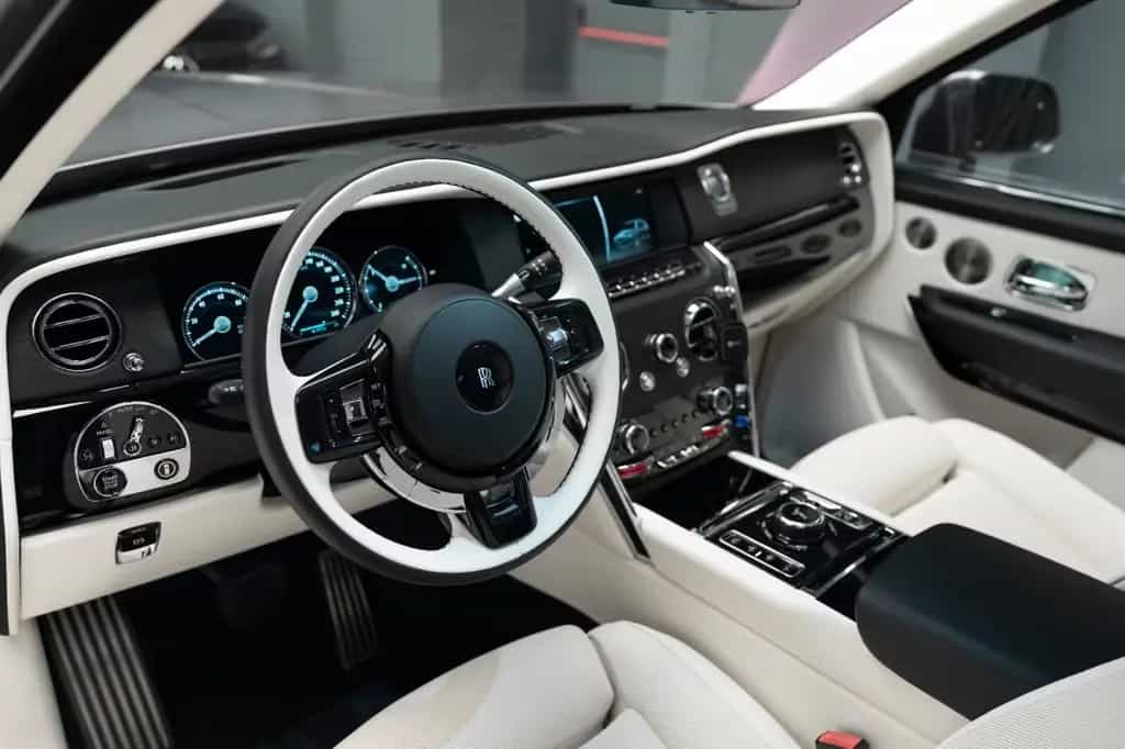 Rolls-Royce Cullinan - 01/2022-photo-7