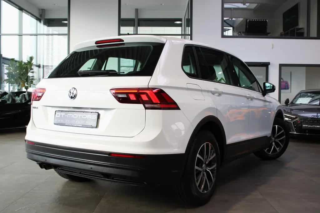 Volkswagen Tiguan 1.5 TSI ACT + CARPLAY + 8-FACH + 1.HAND! 08/2019-photo-18