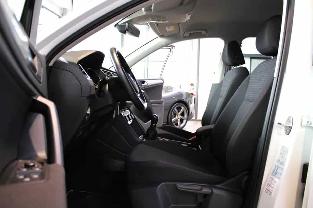 Volkswagen Tiguan 1.5 TSI ACT + CARPLAY + 8-FACH + 1.HAND! 08/2019-photo-3