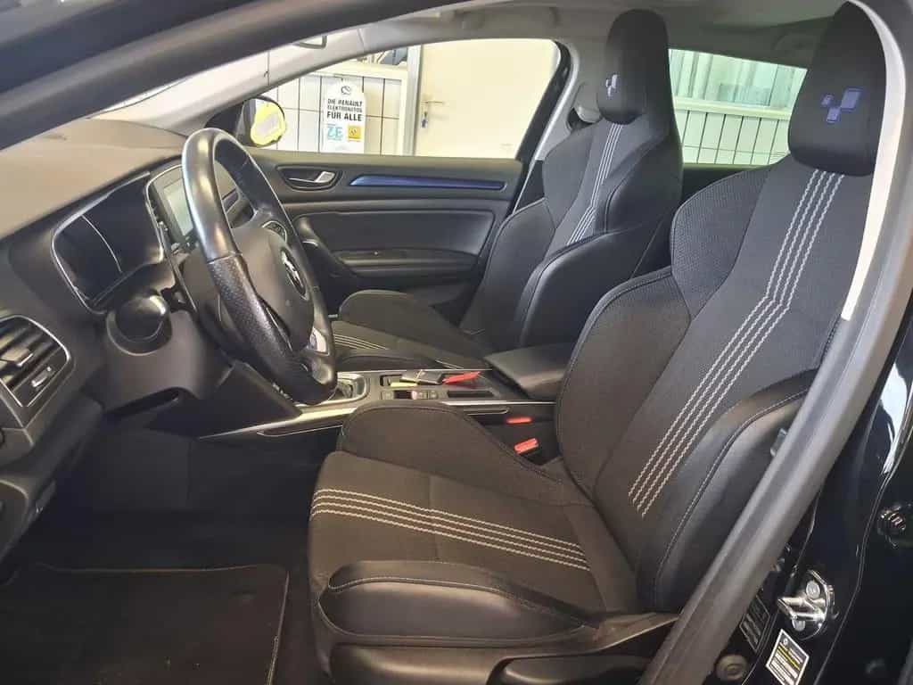 Renault Megane GT TCe205 Renault Sport *In Germersheim* 12/2017-photo-6