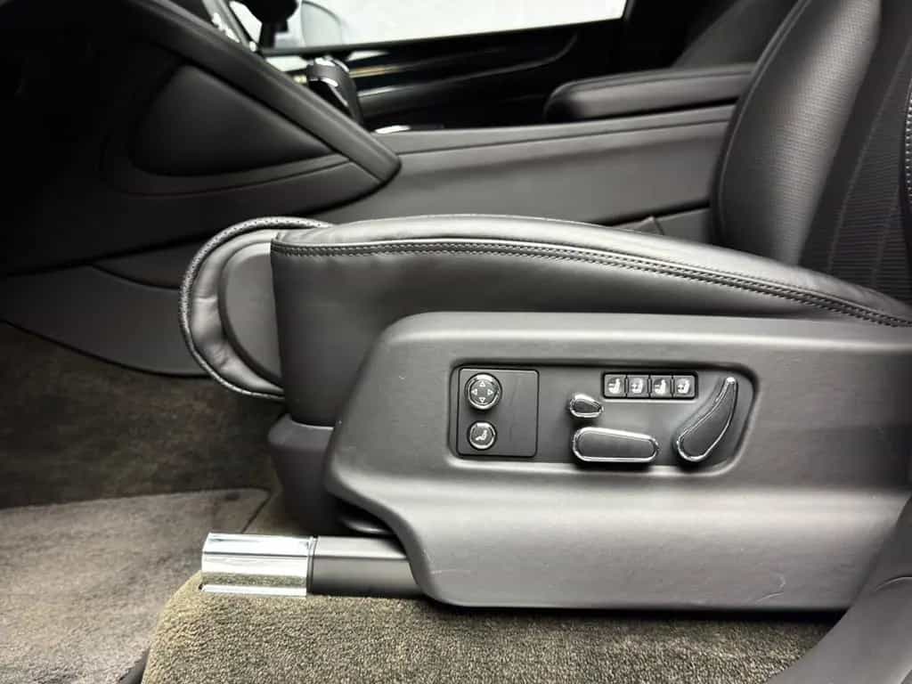 Bentley Bentayga V8 EWB BLACKLINE PANO NAIM 22" FULL PPF 01/2024-photo-15