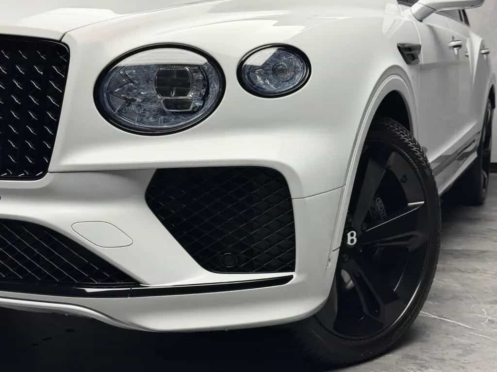 Bentley Bentayga V8 EWB BLACKLINE PANO NAIM 22" FULL PPF 01/2024-photo-3