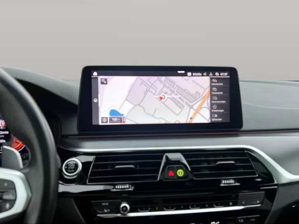 BMW 5 Series d Touring M Sport LiveCockpitProf Kamera 12/2022-photo-11