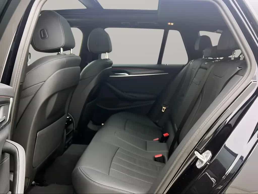 BMW 5 Series d Touring M Sport LiveCockpitProf Kamera 12/2022-photo-14