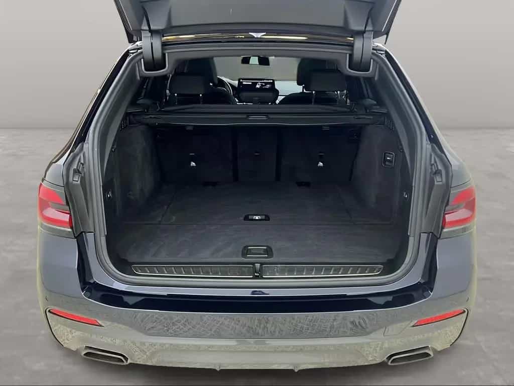 BMW 5 Series d Touring M Sport LiveCockpitProf Kamera 12/2022-photo-15