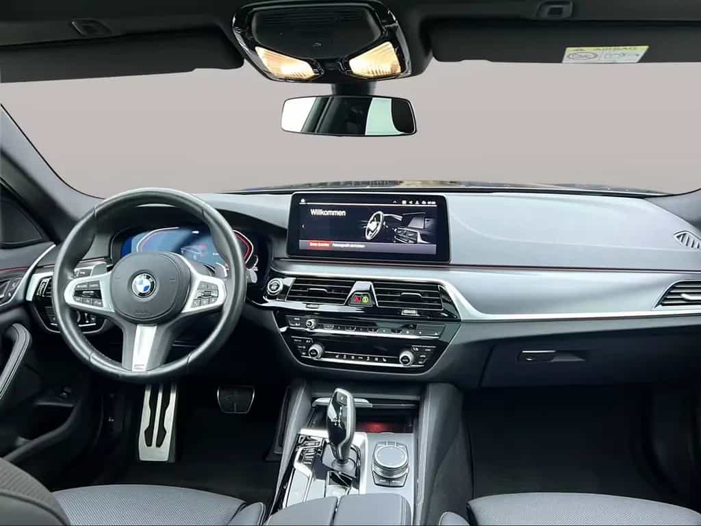 BMW 5 Series d Touring M Sport LiveCockpitProf Kamera 12/2022-photo-16