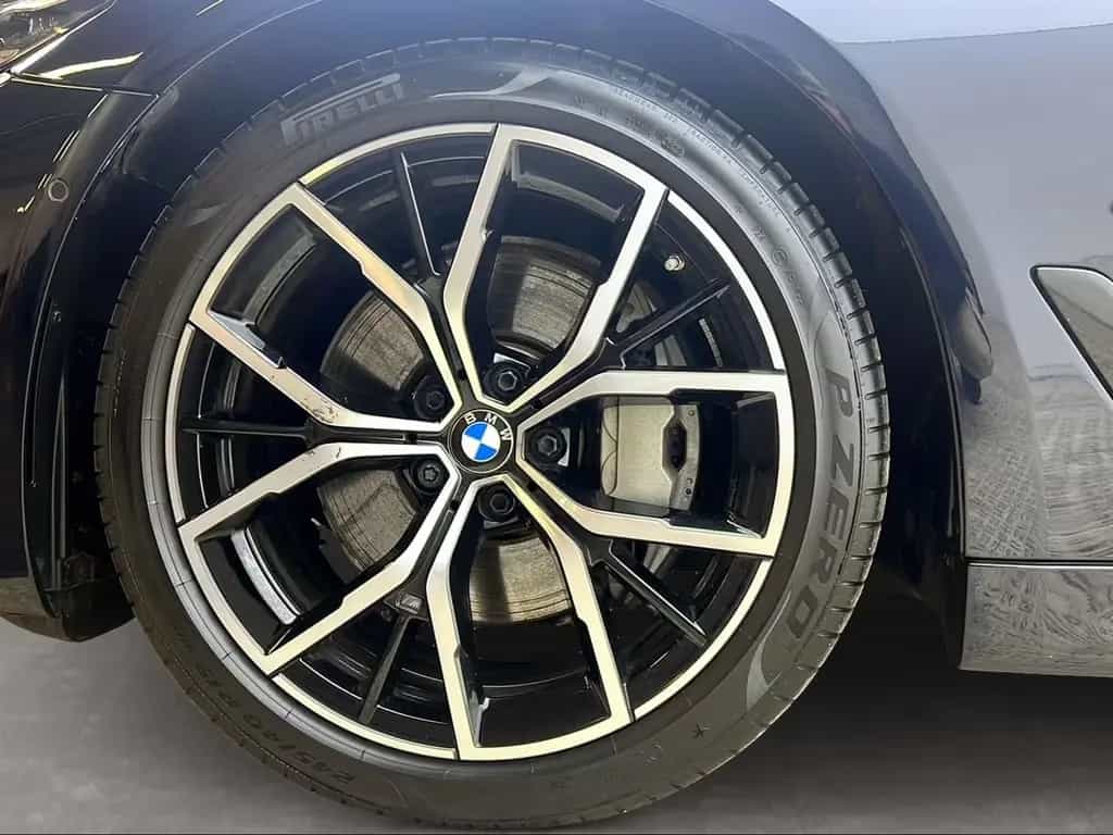 BMW 5 Series d Touring M Sport LiveCockpitProf Kamera 12/2022-photo-7