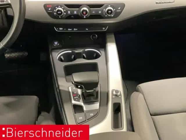 Audi A4 Av 40 TDI qu AHK ACC CAM NAVI VC 06/2022-photo-15