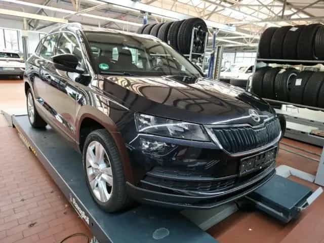 Skoda Karoq Style 1.5 TSI DSG AHK+NAVI+CARPLAY+SHZ 11/2021-photo-1