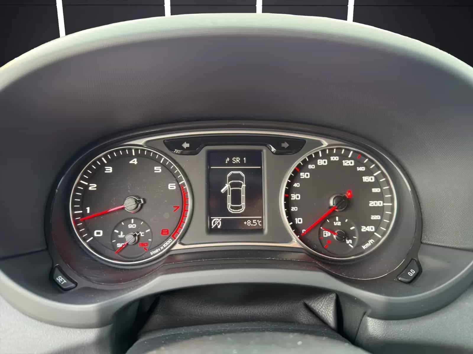 Audi A1 02/2013-photo-11