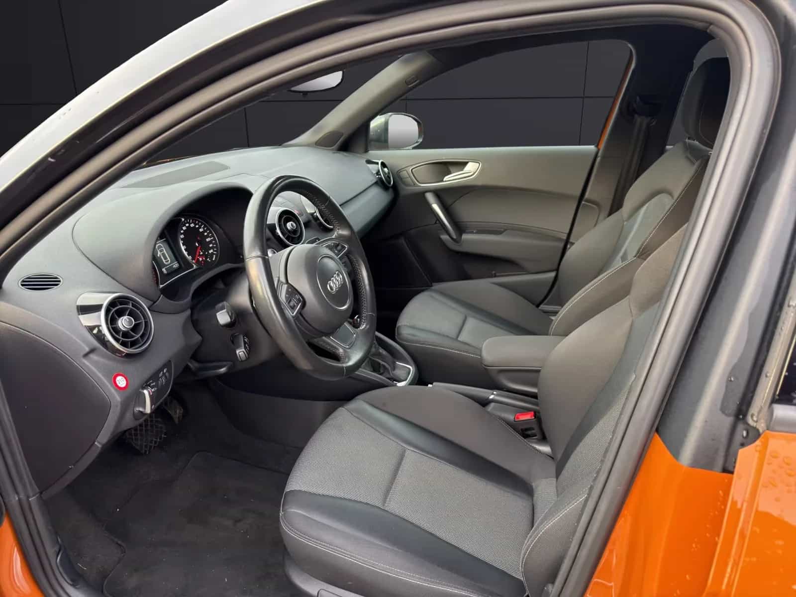 Audi A1 02/2013-photo-8