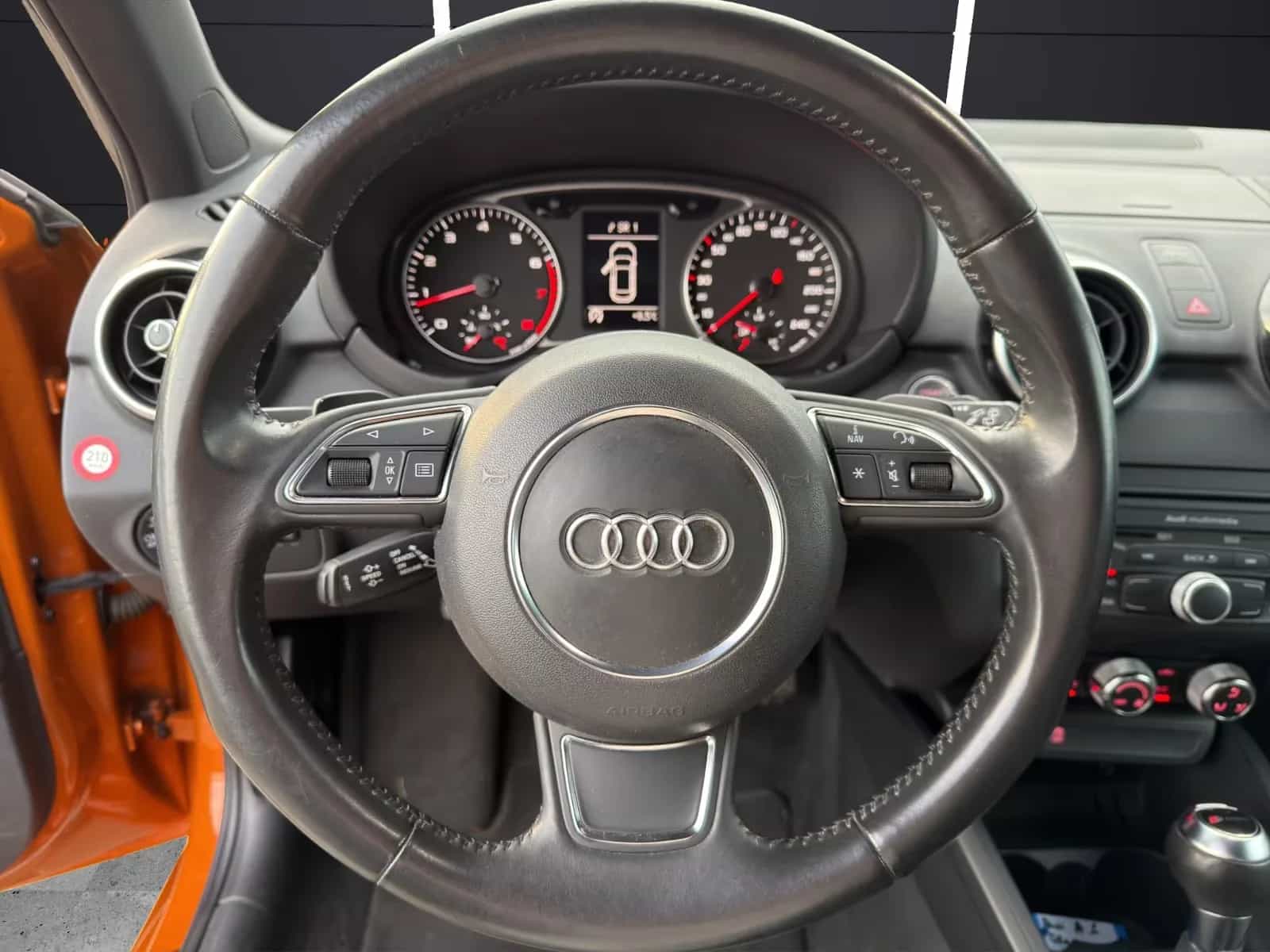 Audi A1 02/2013-photo-9