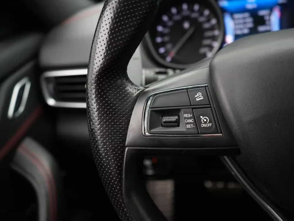 Maserati Levante AWD,PANO,LUFT,MEMO,H&K,NAVI,AHK,BIXENON 01/2017-photo-10
