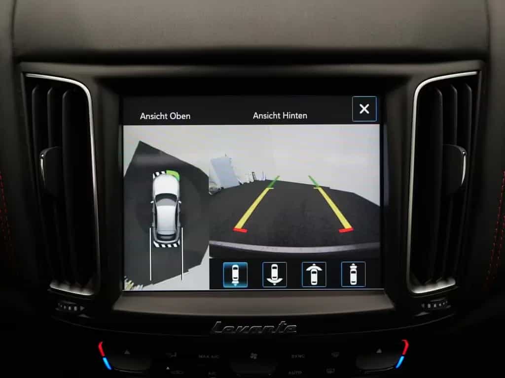 Maserati Levante AWD,PANO,LUFT,MEMO,H&K,NAVI,AHK,BIXENON 01/2017-photo-13