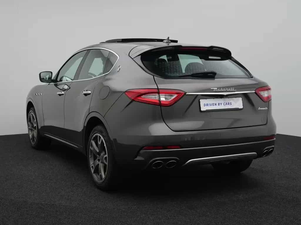 Maserati Levante AWD,PANO,LUFT,MEMO,H&K,NAVI,AHK,BIXENON 01/2017-photo-3