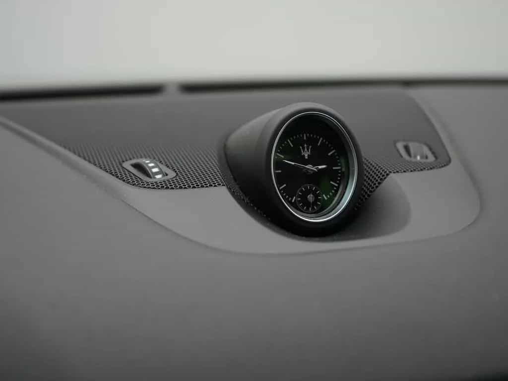 Maserati Levante AWD,PANO,LUFT,MEMO,H&K,NAVI,AHK,BIXENON 01/2017-photo-35