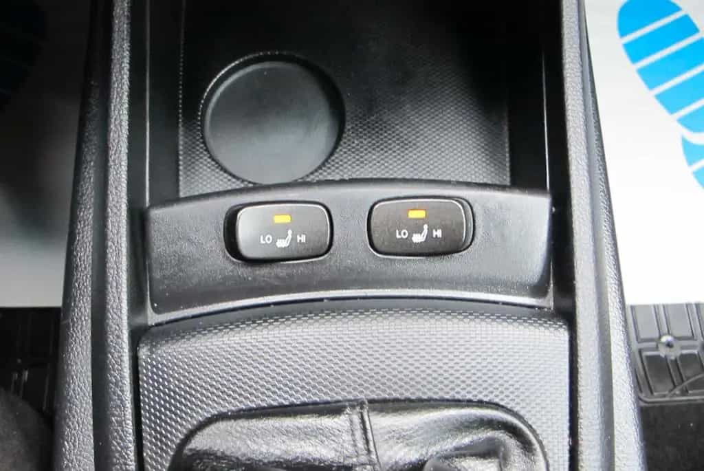 Ssangyong Korando 4x2 Standheizung mit FB Ebersbecher 04/2019-photo-17