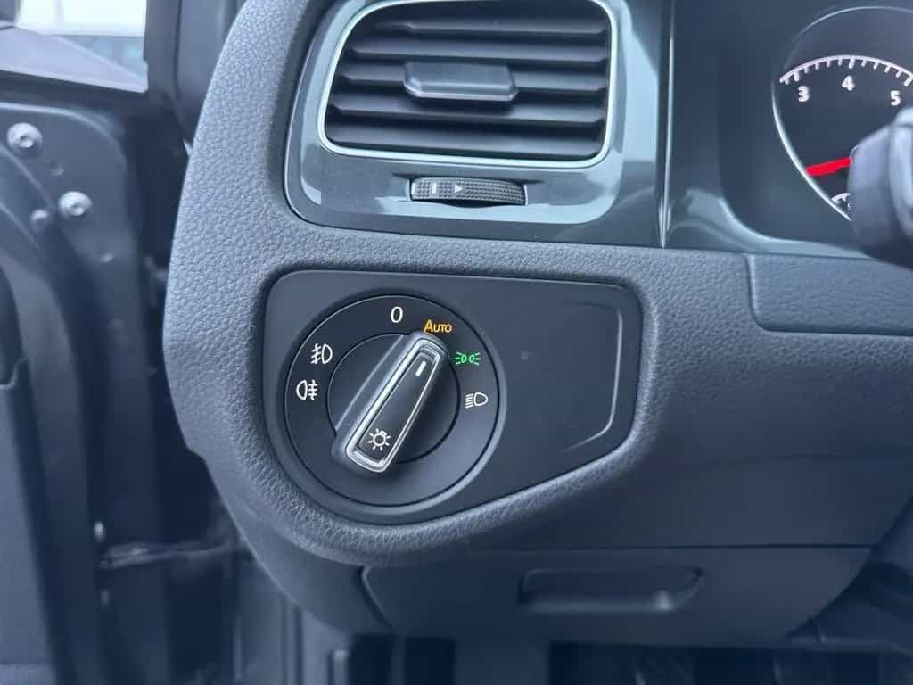 Volkswagen Golf Variant VII 1.4 TSI BMT Comfortline Massage 08/2017-photo-21