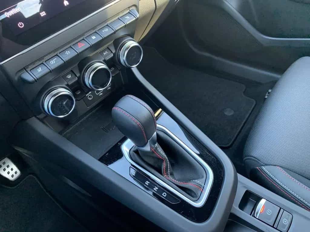 Renault Arkana 1.3 TCE 160 R.S. LINE LED+NAVI+SHZ+KAMERA 01/2023-photo-18