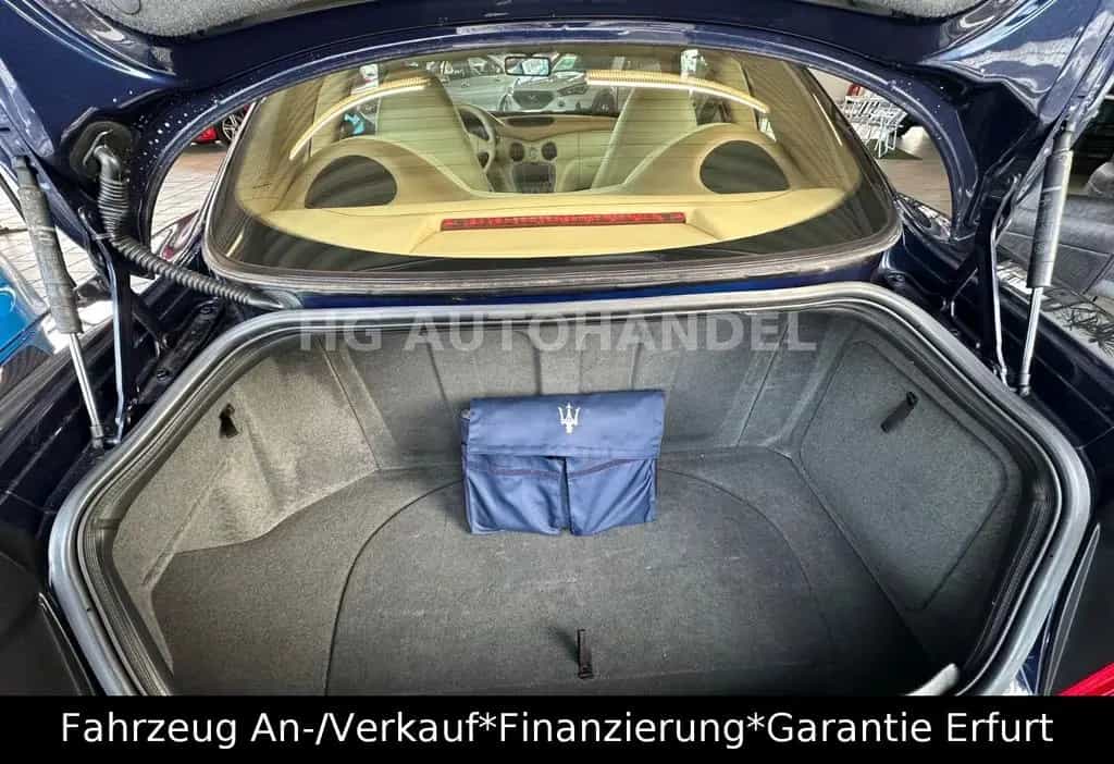 Maserati 4200 V8 Coupe Cambiocorsa KM47000 04/2003-photo-31