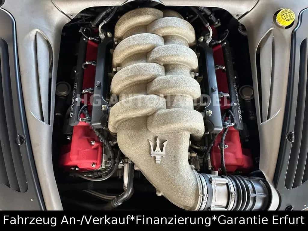 Maserati 4200 V8 Coupe Cambiocorsa KM47000 04/2003-photo-32