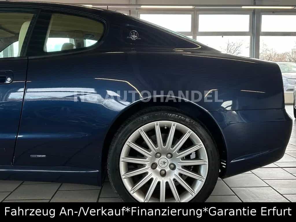 Maserati 4200 V8 Coupe Cambiocorsa KM47000 04/2003-photo-9