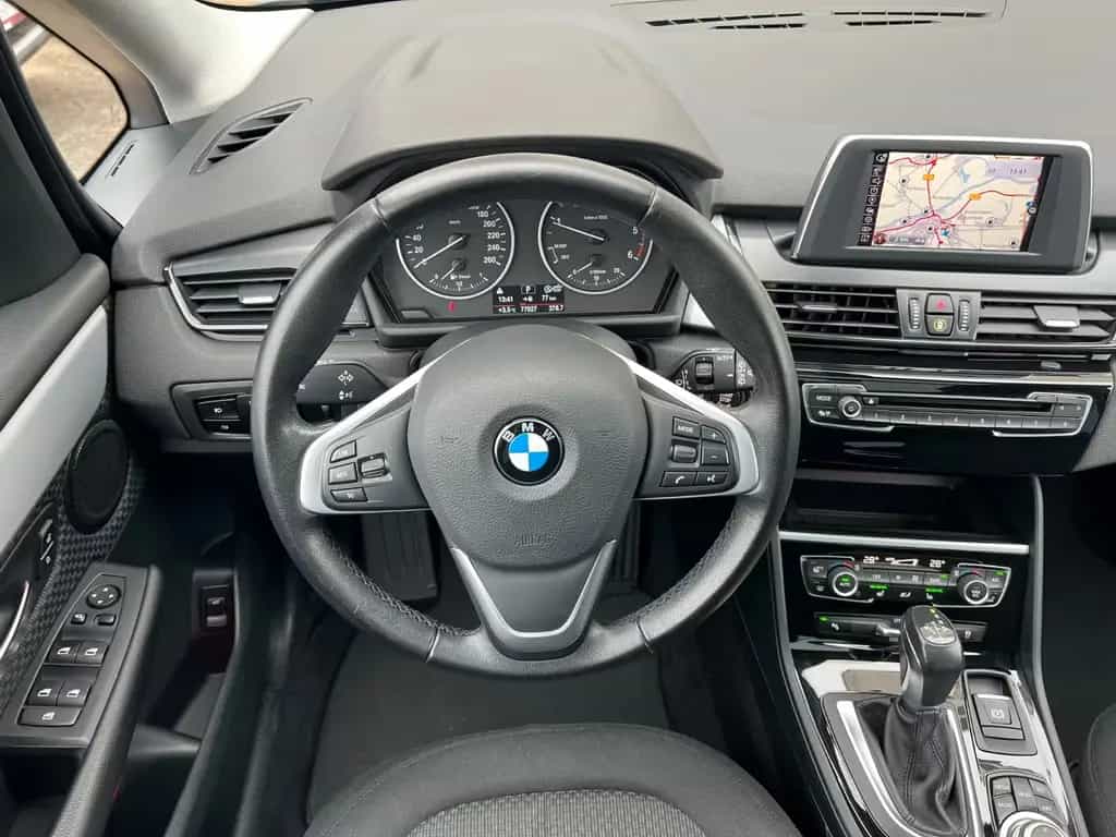 BMW 220 Gran Tourer 220d GT *AUTOMATIK*7SITZ*PANO*NAVI* 01/2016-photo-10