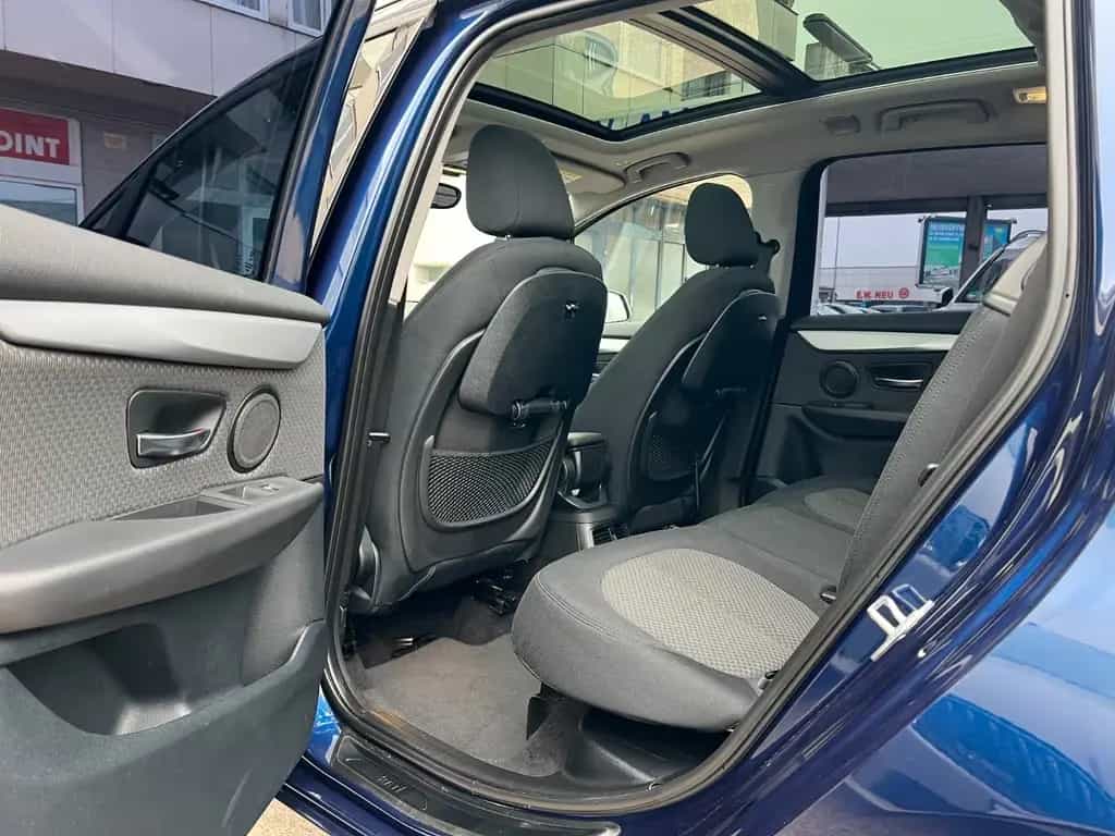 BMW 220 Gran Tourer 220d GT *AUTOMATIK*7SITZ*PANO*NAVI* 01/2016-photo-13