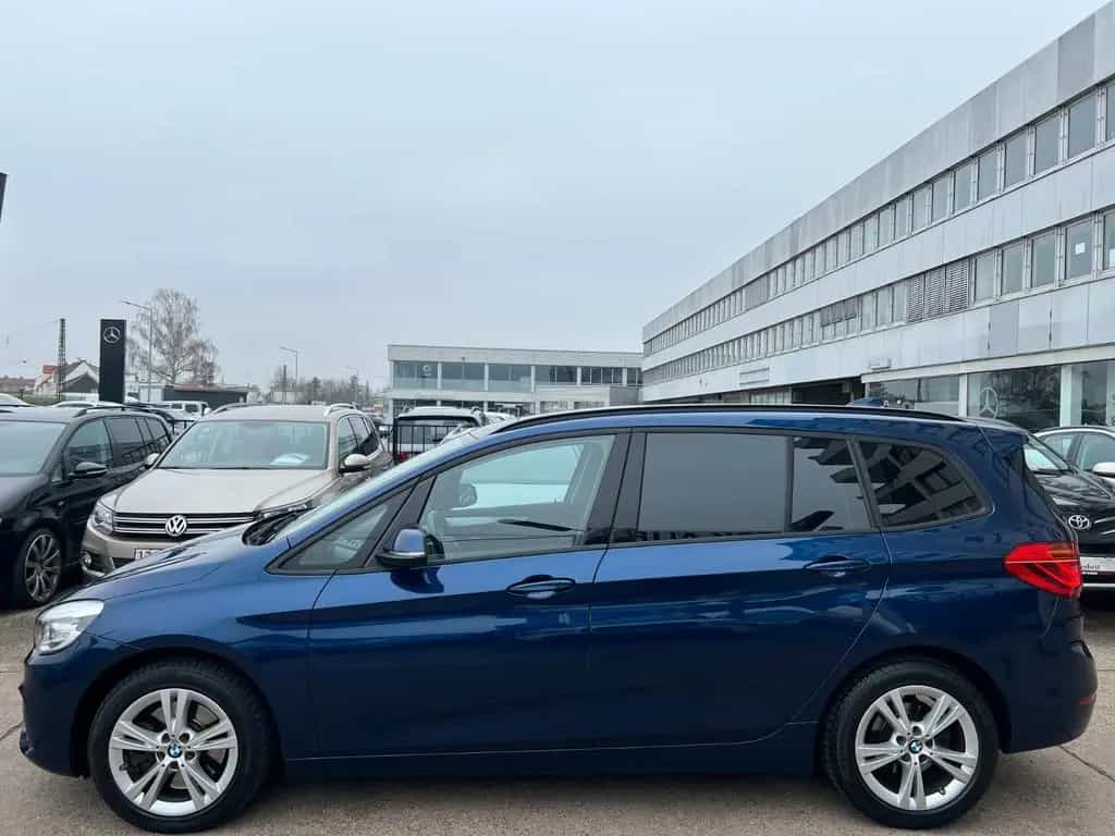 BMW 220 Gran Tourer 220d GT *AUTOMATIK*7SITZ*PANO*NAVI* 01/2016-photo-4