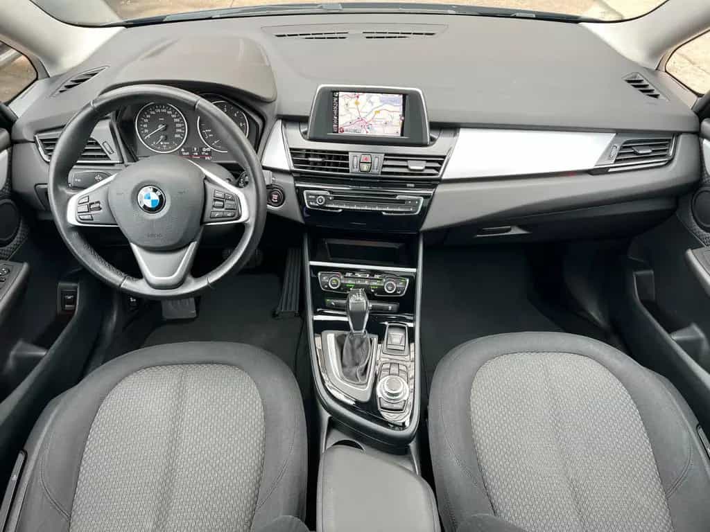BMW 220 Gran Tourer 220d GT *AUTOMATIK*7SITZ*PANO*NAVI* 01/2016-photo-9