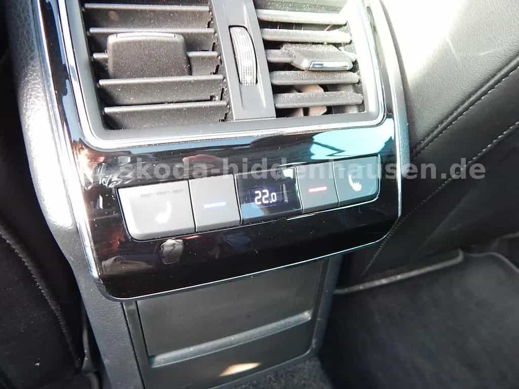Skoda Superb III Combi 2.0 TSI DSG 4x4 L&K 10/2019-photo-7