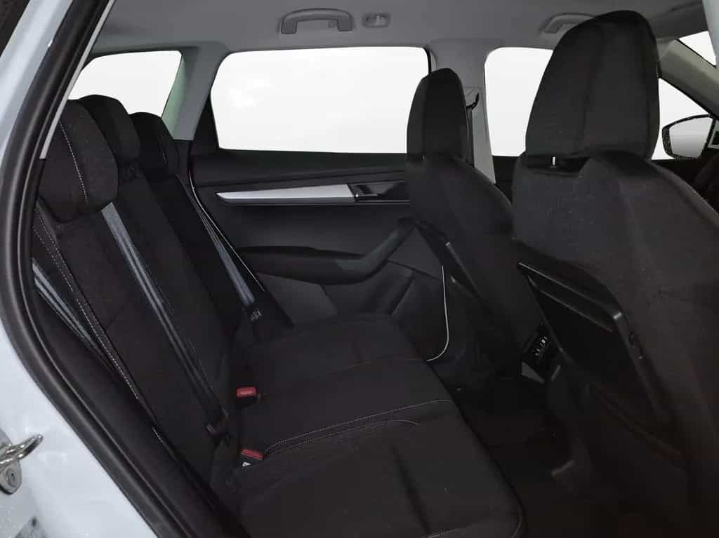 Skoda Karoq Balance 1,5 TSI 110 kW 7-Gang-DSG null-photo-13