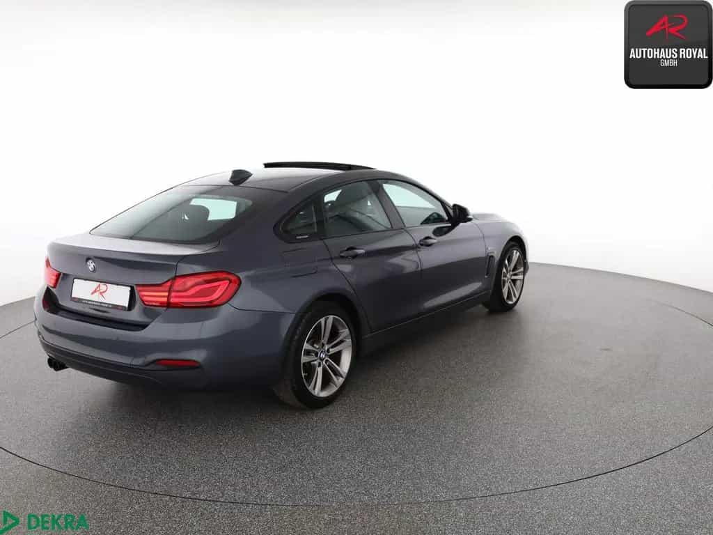 BMW 4 Series 420 i Coupe xDrive SPORT LINE HEADUP,AMBIENTE,SH 05/2018-photo-4
