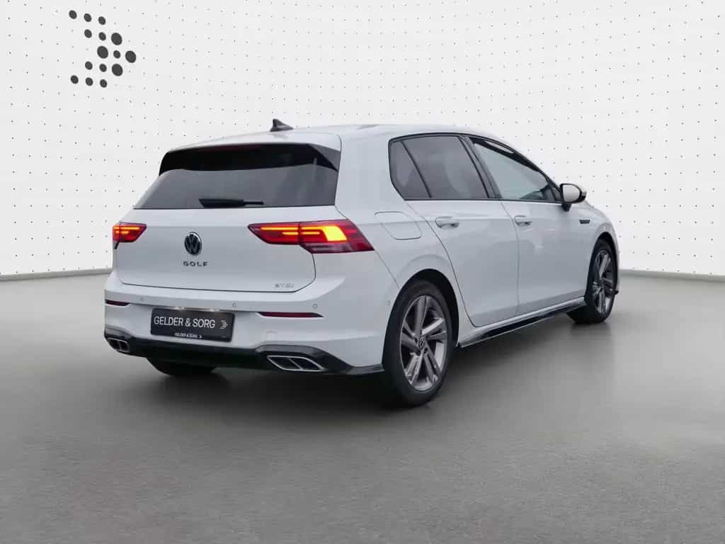 Volkswagen Golf R-Line 1.5 eTSI LED*RFK*DAB+*Navi*Digital 11/2021-photo-1