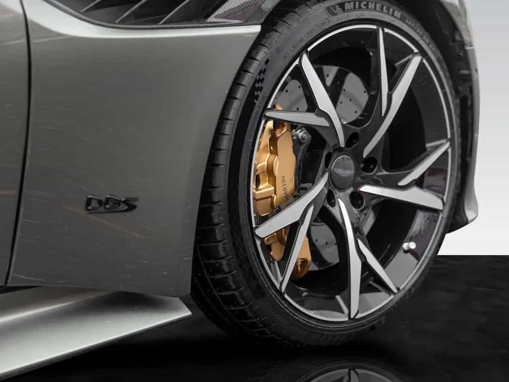 Aston Martin DBS Superleggera | Titanium Exhaust | Q -Leather 02/2023-photo-17