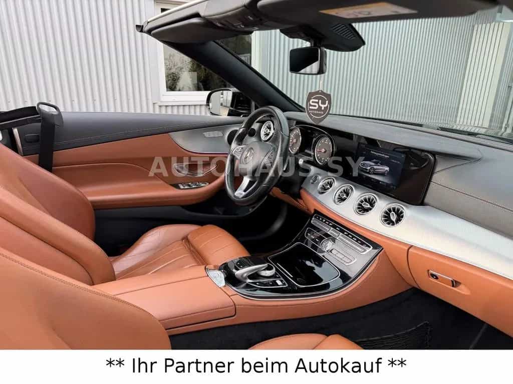 Mercedes-Benz E-Class 200 Cabrio*NAVI-LEDER BRAUN-19 ZOLL AMG-KAMERA 10/2017-photo-11