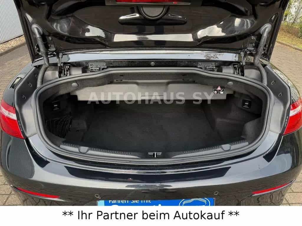 Mercedes-Benz E-Class 200 Cabrio*NAVI-LEDER BRAUN-19 ZOLL AMG-KAMERA 10/2017-photo-19